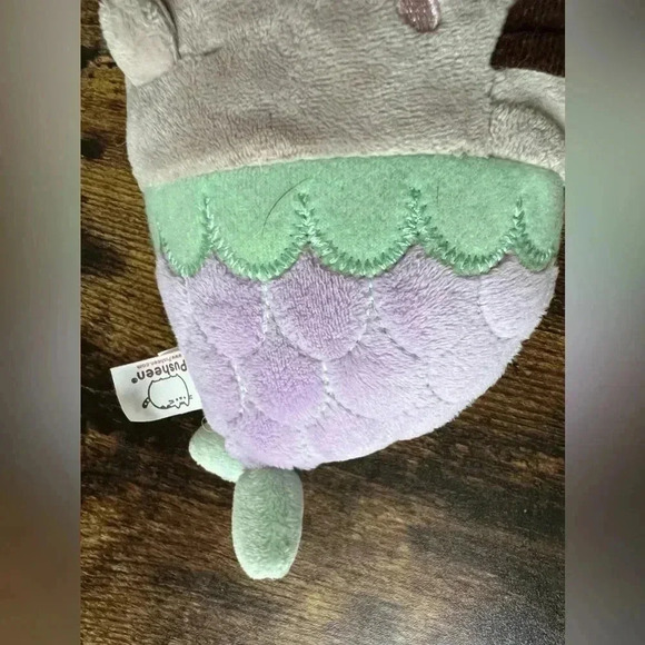 Gund | Pusheen mermaid plush - clam shell. 7” - Picture 2 of 8